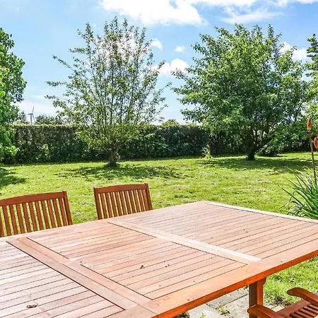 3 Bedroom Pet Friendly In Сasa de vacaciones Neksø