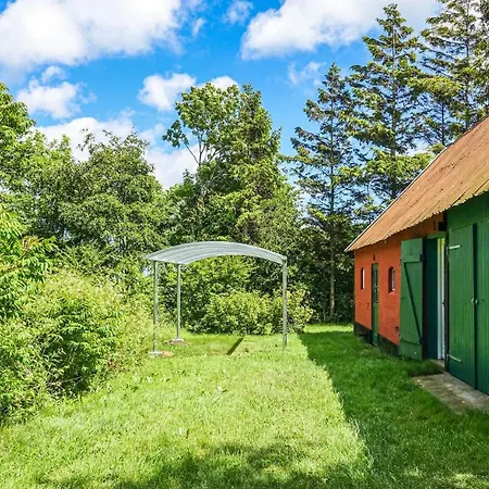 Сasa de vacaciones 3 Bedroom Pet Friendly In *