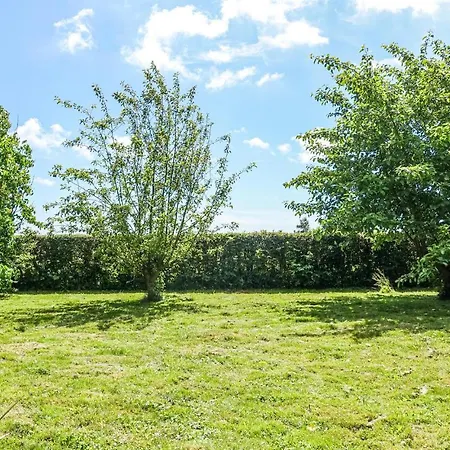 Сasa de vacaciones 3 Bedroom Pet Friendly In *